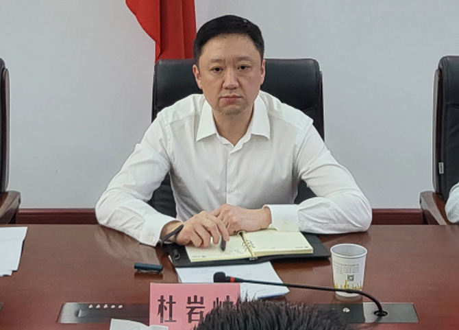 公司赴閻良區航空基地登門拜訪